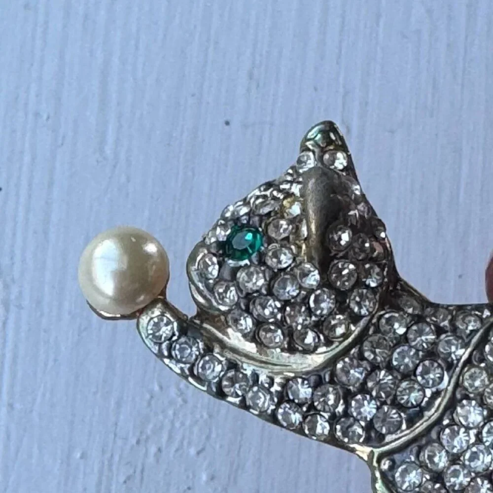 Vintage Gold-Tone with Crystals Playful Cat Brooch